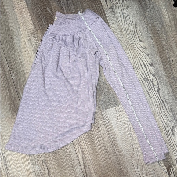 We The Free Lavender Button-Front Long Sleeve Thermal - Picture 4 of 5